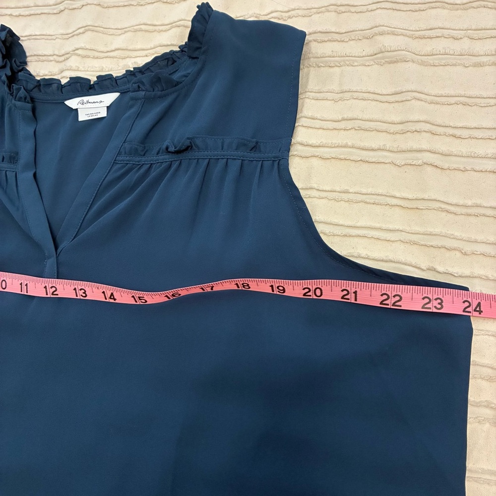 Reitmans Women's Blue Sleeveless Top. Size XXL. Feels silky! NWOT versatile! - Picture 6 of 9